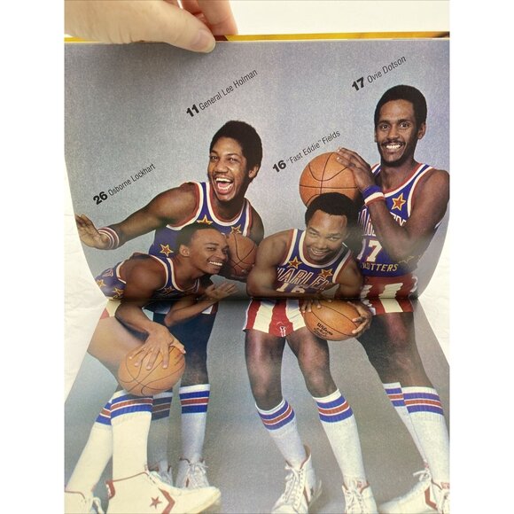 Harlem Globetrotters‎ 1980 Program Booklet Vintage Have A Coke And Smile Advert - Picture 7 of 9